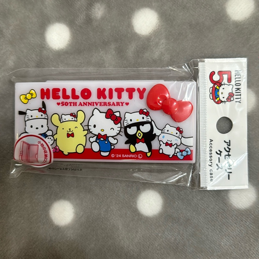 Sanrio Hello Kitty 50 Accessory Case